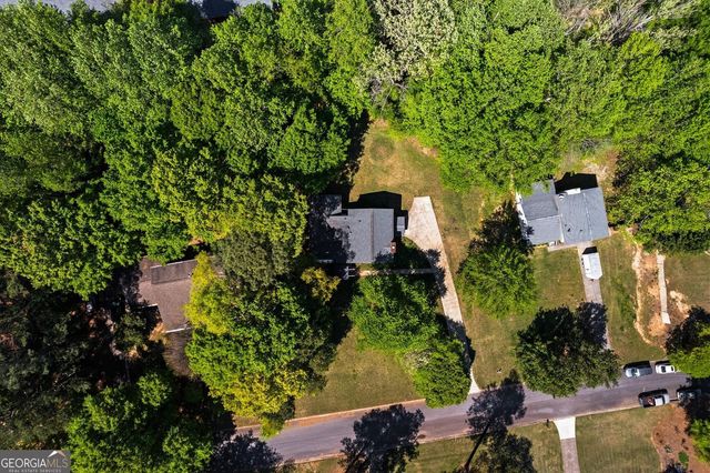 2592 Twin Oaks Drive SW, Marietta, GA 30064