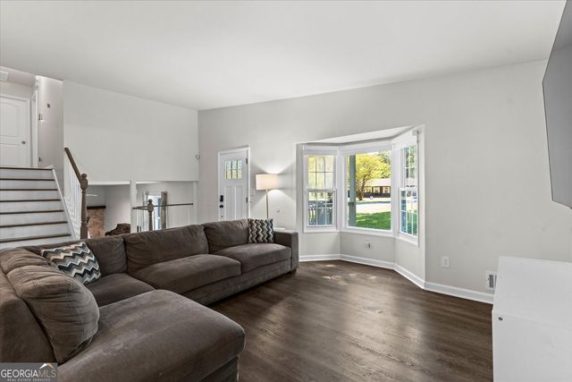 2592 Twin Oaks Drive SW, Marietta, GA 30064