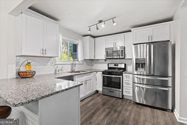 2592 Twin Oaks Drive SW, Marietta, GA 30064