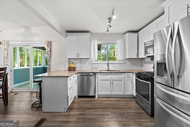 2592 Twin Oaks Drive SW, Marietta, GA 30064