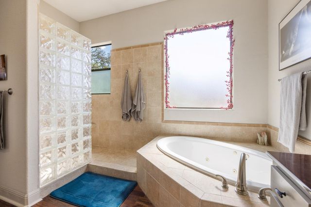 47 Doolittle DR, Wimberley, TX 78676