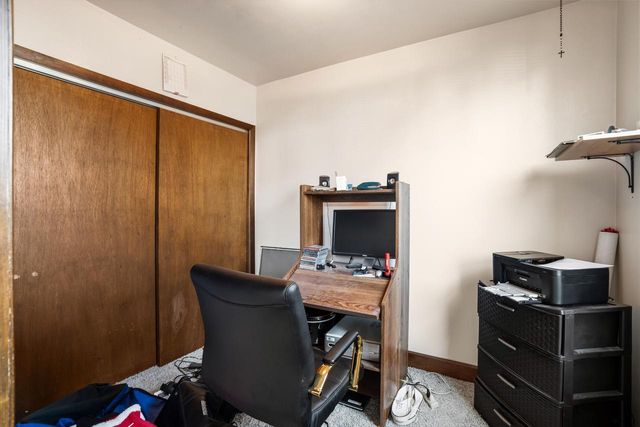 2953 S Kinnickinnic AVENUE, Milwaukee, WI 53207