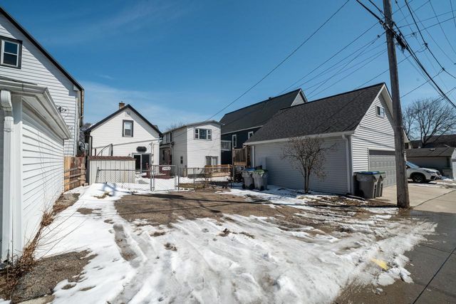 2953 S Kinnickinnic AVENUE, Milwaukee, WI 53207