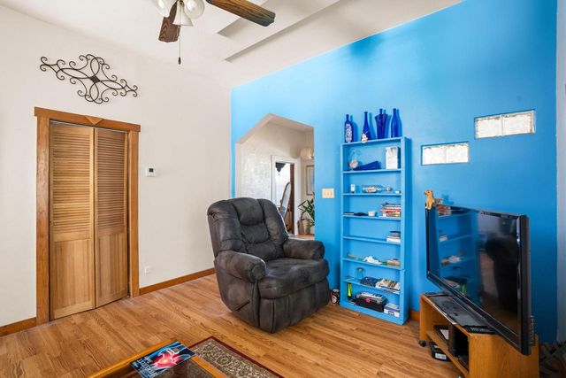 2953 S Kinnickinnic AVENUE, Milwaukee, WI 53207