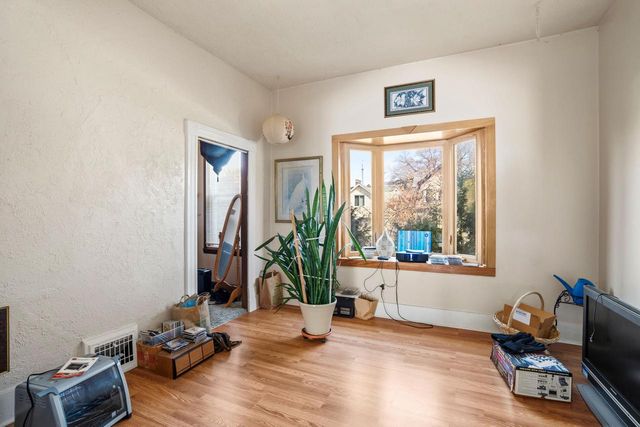 2953 S Kinnickinnic AVENUE, Milwaukee, WI 53207