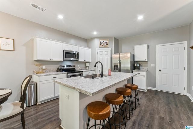 8668 MOHRING PLACE, Leeds, AL 35094