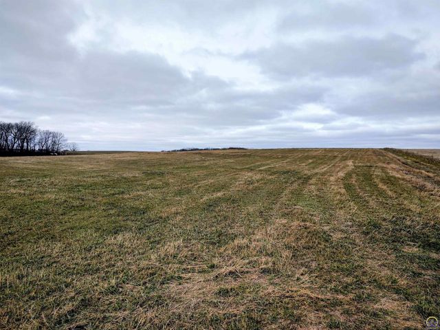 00000 206th Rd xxxx206th RD & N RD, Holton, KS 66436