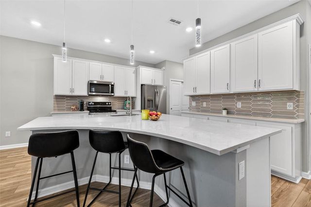 339 SANDBAR AVENUE NE, St Petersburg, FL 33716