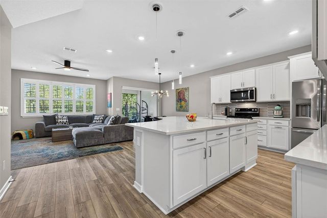 339 SANDBAR AVENUE NE, St Petersburg, FL 33716