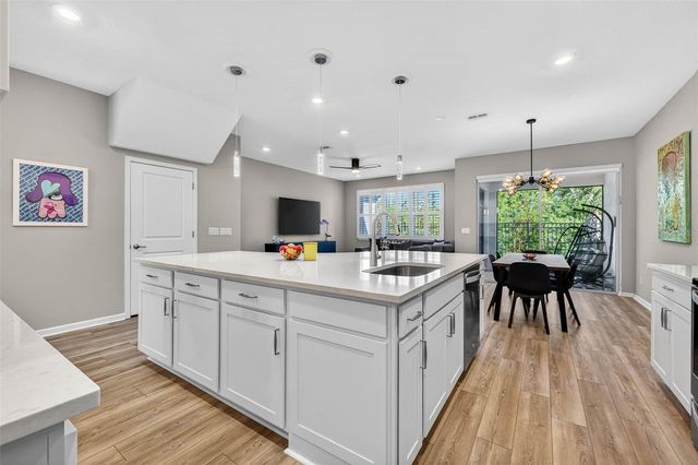 339 SANDBAR AVENUE NE, St Petersburg, FL 33716