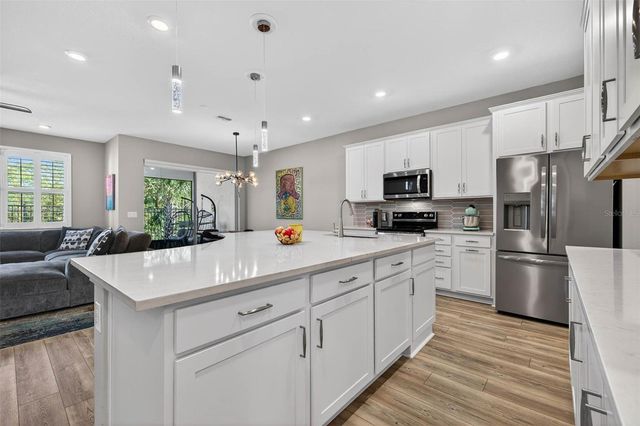 339 SANDBAR AVENUE NE, St Petersburg, FL 33716