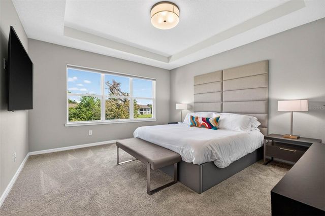 339 SANDBAR AVENUE NE, St Petersburg, FL 33716