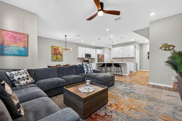 339 SANDBAR AVENUE NE, St Petersburg, FL 33716