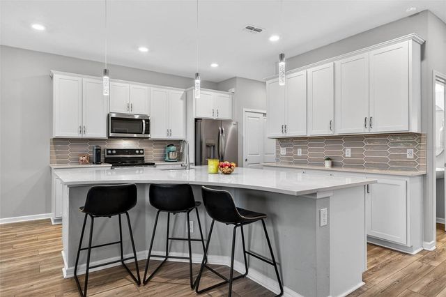 339 SANDBAR AVENUE NE, St Petersburg, FL 33716