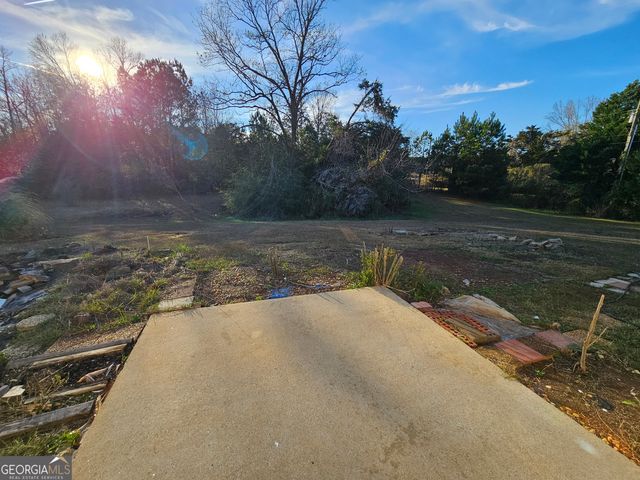 128 Locust Road, Locust Grove, GA 30248