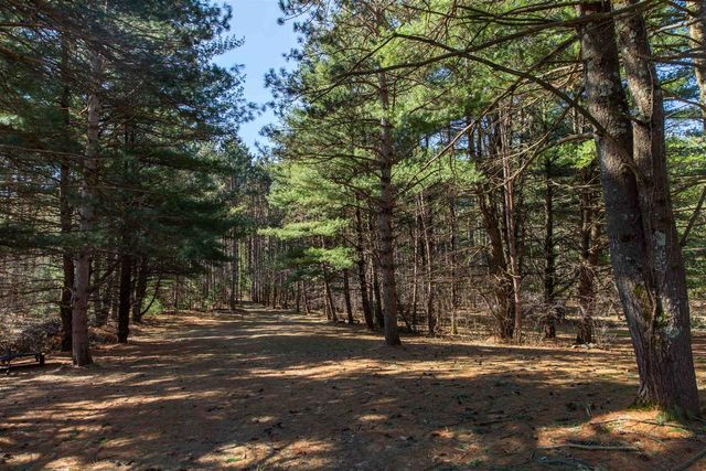 W8179 Eagle Drive, Oxford, WI 53952