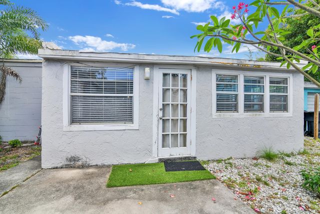 817 N J Street, Lake Worth Beach, FL 33460