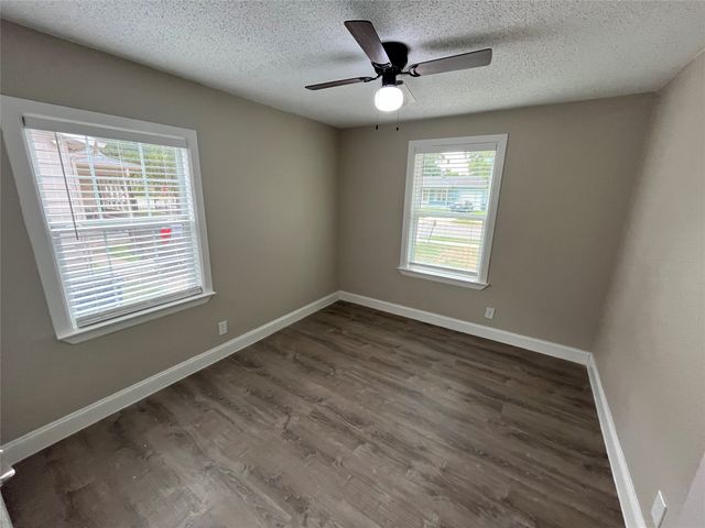 719 Fairwood Drive, Dallas, TX 75232
