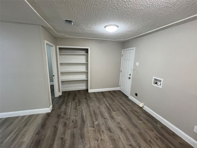 719 Fairwood Drive, Dallas, TX 75232