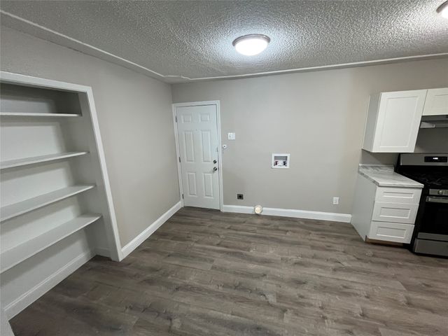 719 Fairwood Drive, Dallas, TX 75232