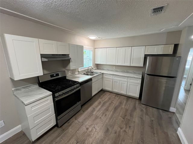 719 Fairwood Drive, Dallas, TX 75232