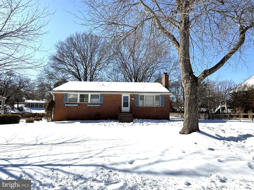 9120 PEABODY ST, Manassas, VA 20110