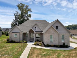 359 Biscayne Drive, Lenoir City, TN 37771