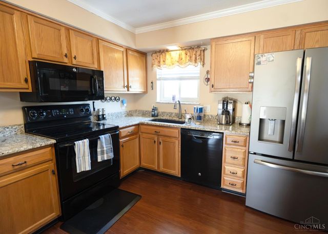 5912 Coachmont Drive, Fairfield, OH 45014