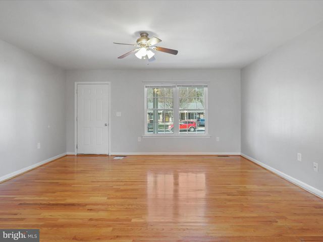 1110 ASHBY ST, Front Royal, VA 22630