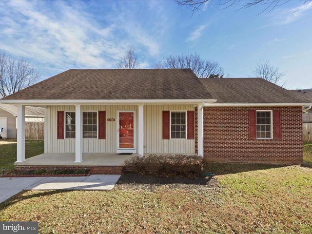 1110 ASHBY ST, Front Royal, VA 22630