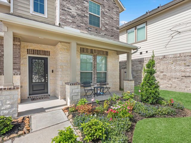 31607 Zoe Point Drive, Hockley, TX 77447