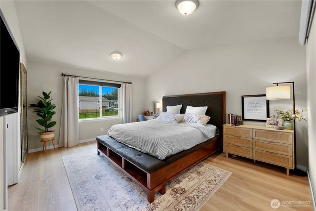 1911 SW Cooper Way, Oak Harbor, WA 98277