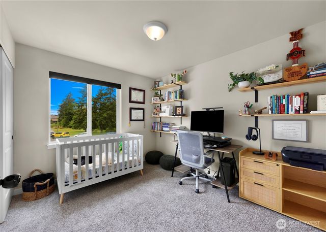 1911 SW Cooper Way, Oak Harbor, WA 98277