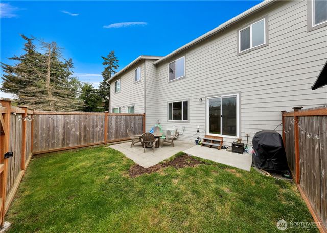 1911 SW Cooper Way, Oak Harbor, WA 98277