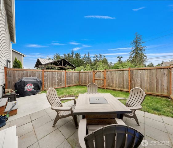 1911 SW Cooper Way, Oak Harbor, WA 98277