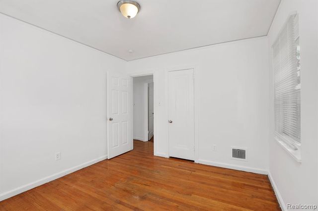 13084 Corbett Street, Detroit, MI 48213