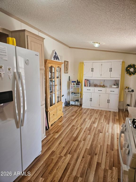 Image 17 of property listing at 708 S Shallow Brook Loop, Sierra Vista, AZ 85635