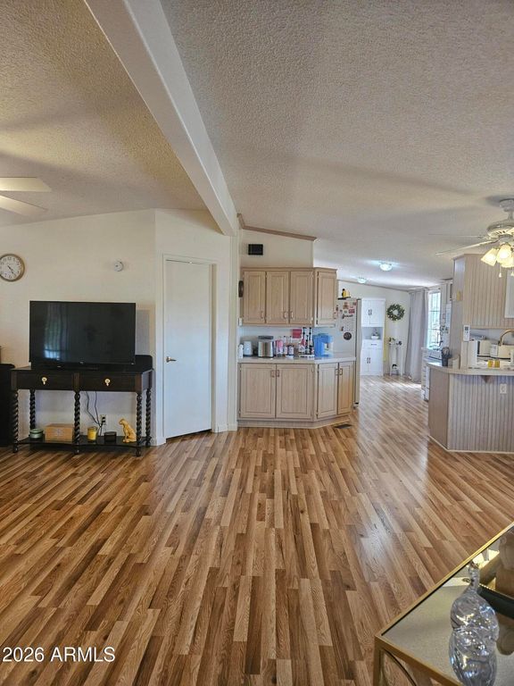 Image 19 of property listing at 708 S Shallow Brook Loop, Sierra Vista, AZ 85635