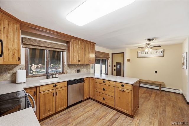 2702 Forest Avenue, Niagara Falls, NY 14301