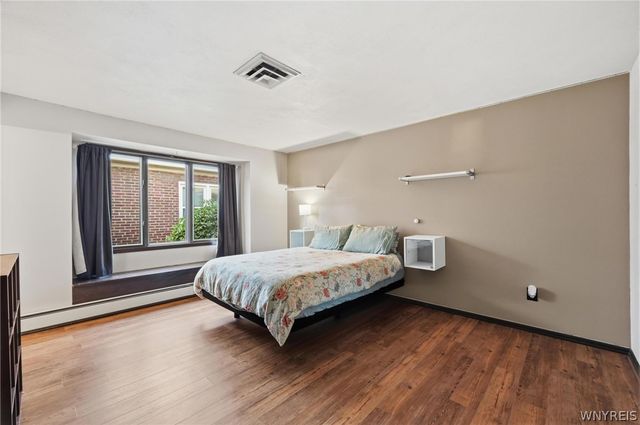 2702 Forest Avenue, Niagara Falls, NY 14301