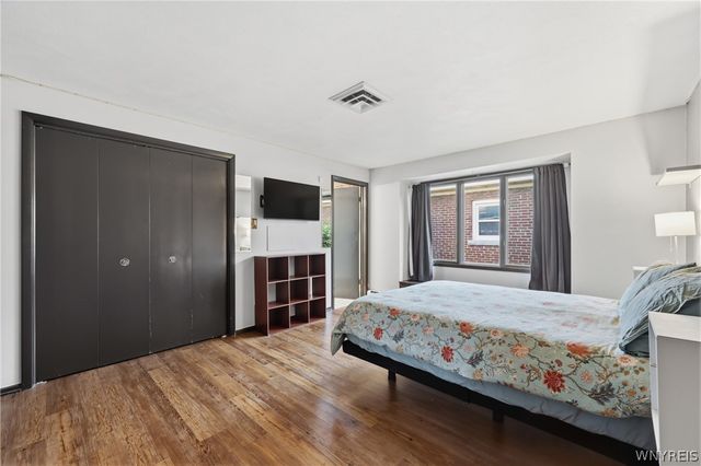 2702 Forest Avenue, Niagara Falls, NY 14301