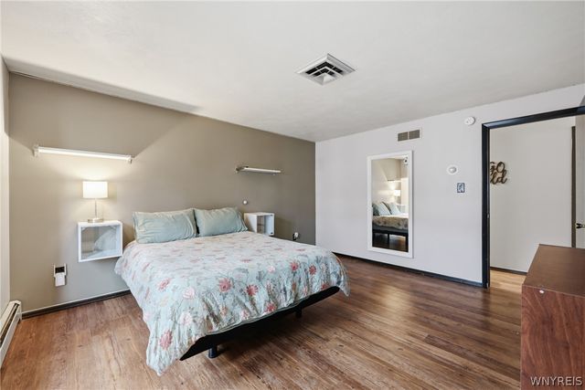 2702 Forest Avenue, Niagara Falls, NY 14301
