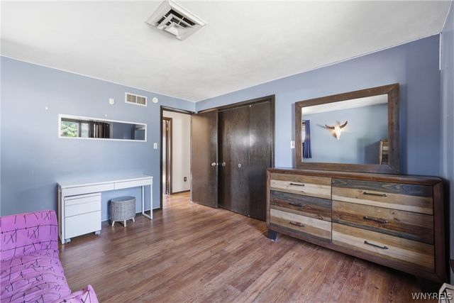 2702 Forest Avenue, Niagara Falls, NY 14301