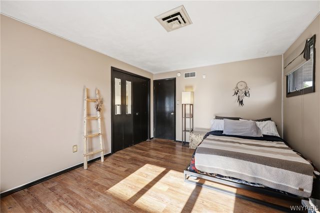 2702 Forest Avenue, Niagara Falls, NY 14301