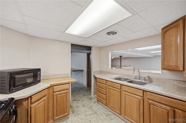 2702 Forest Avenue, Niagara Falls, NY 14301