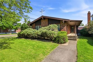 2702 Forest Avenue, Niagara Falls, NY 14301