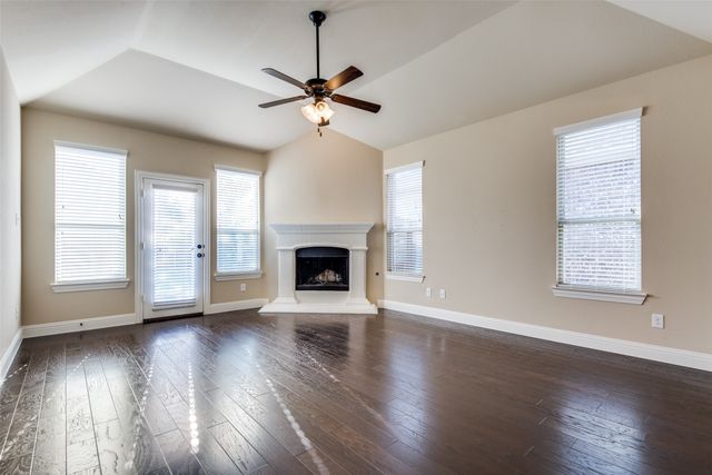 309 Harcourt Avenue, Mckinney, TX 75072