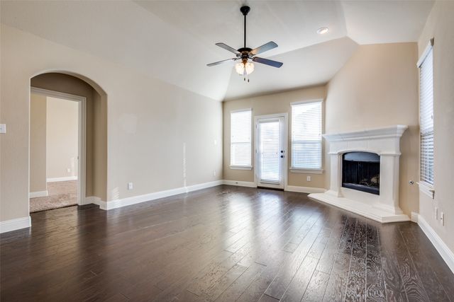 309 Harcourt Avenue, Mckinney, TX 75072