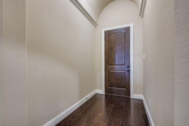 309 Harcourt Avenue, Mckinney, TX 75072