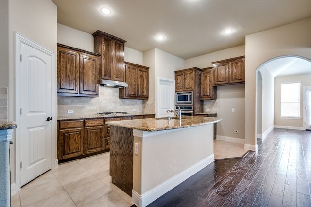 309 Harcourt Avenue, Mckinney, TX 75072